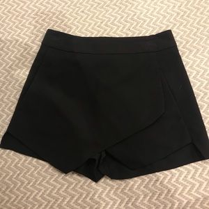 Black Envelope Skort